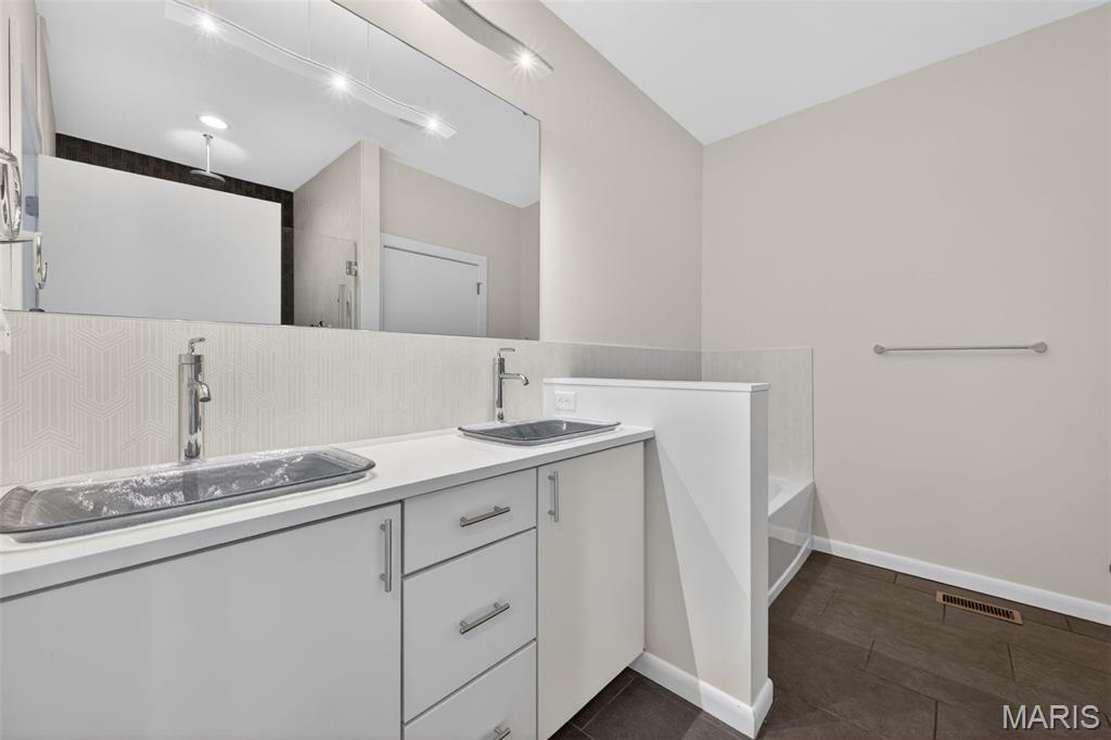 MLS #MIS26012389 image #32